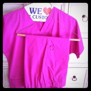 Cherokee scrubs raspberry size small